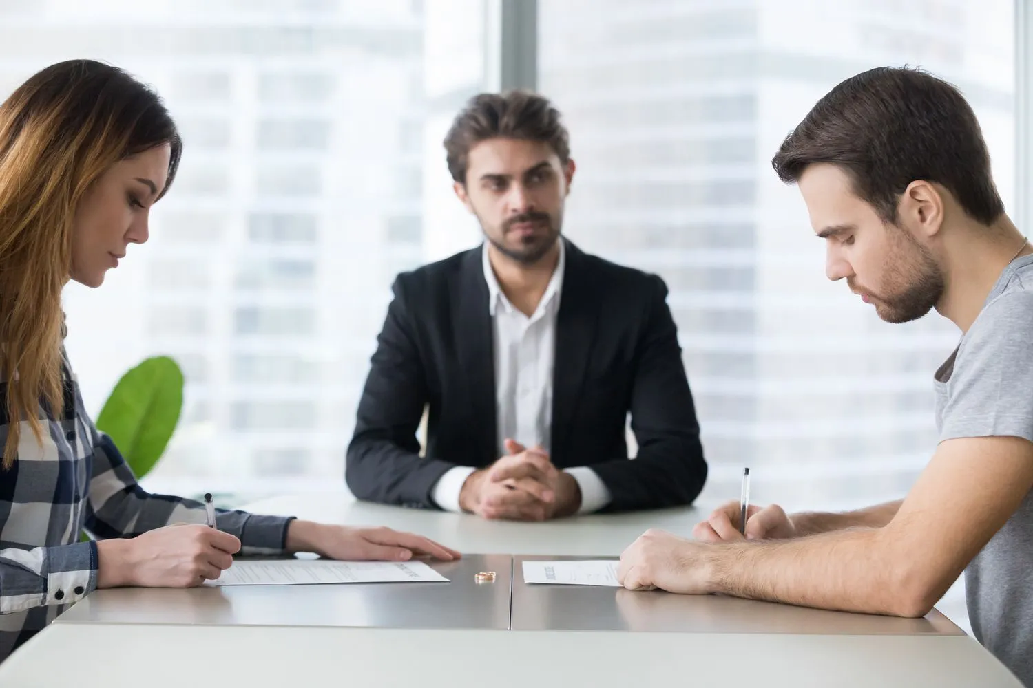 How EH Mediation Guides Couples Toward Fair and Balanced Outcomes Belper